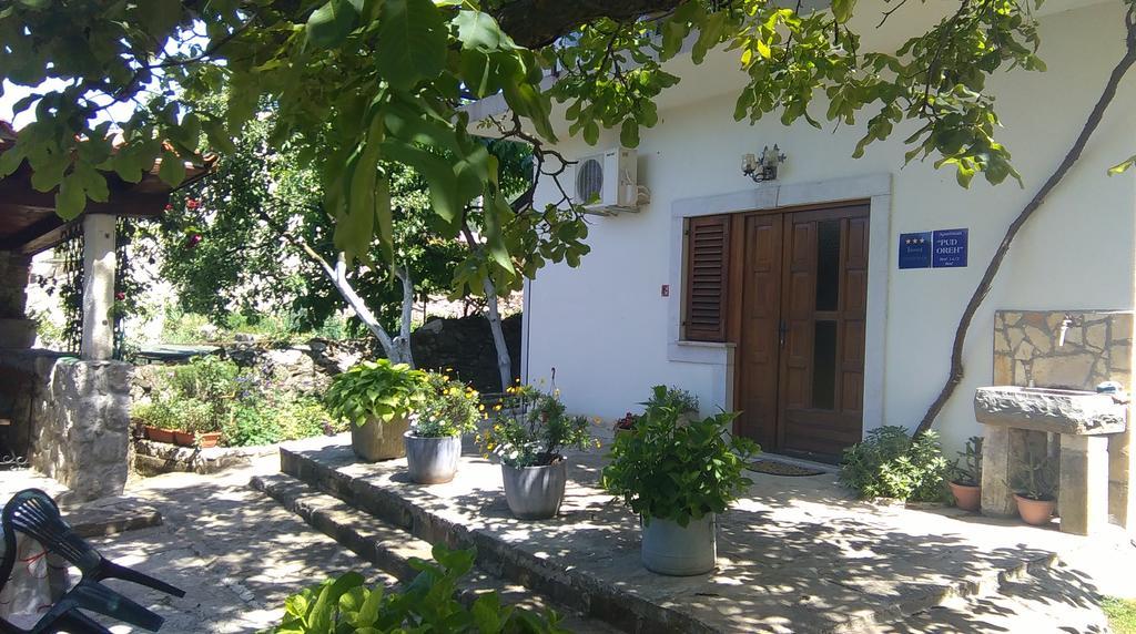 Apartment Pud Oreh Roc Екстер'єр фото